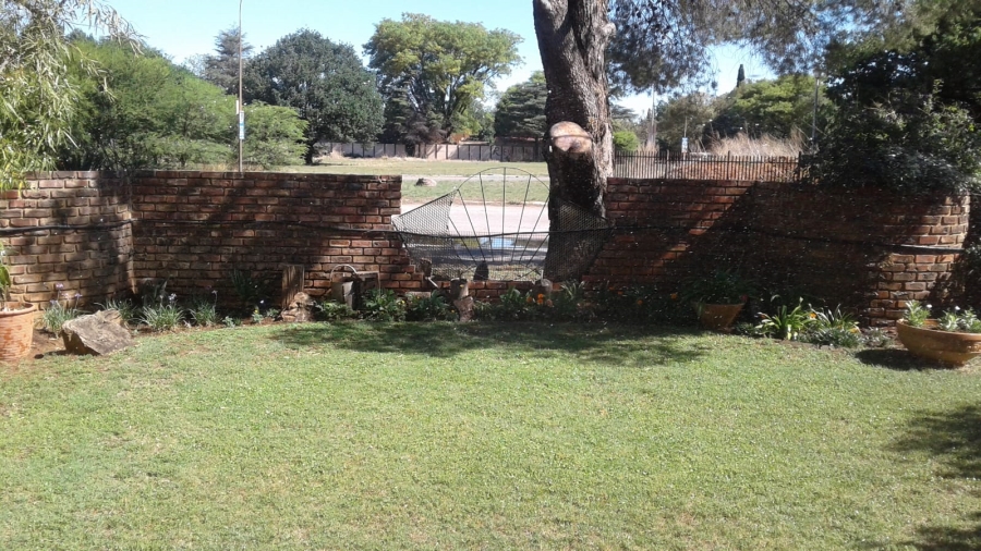 5 Bedroom Property for Sale in Stilfontein Ext 4 North West